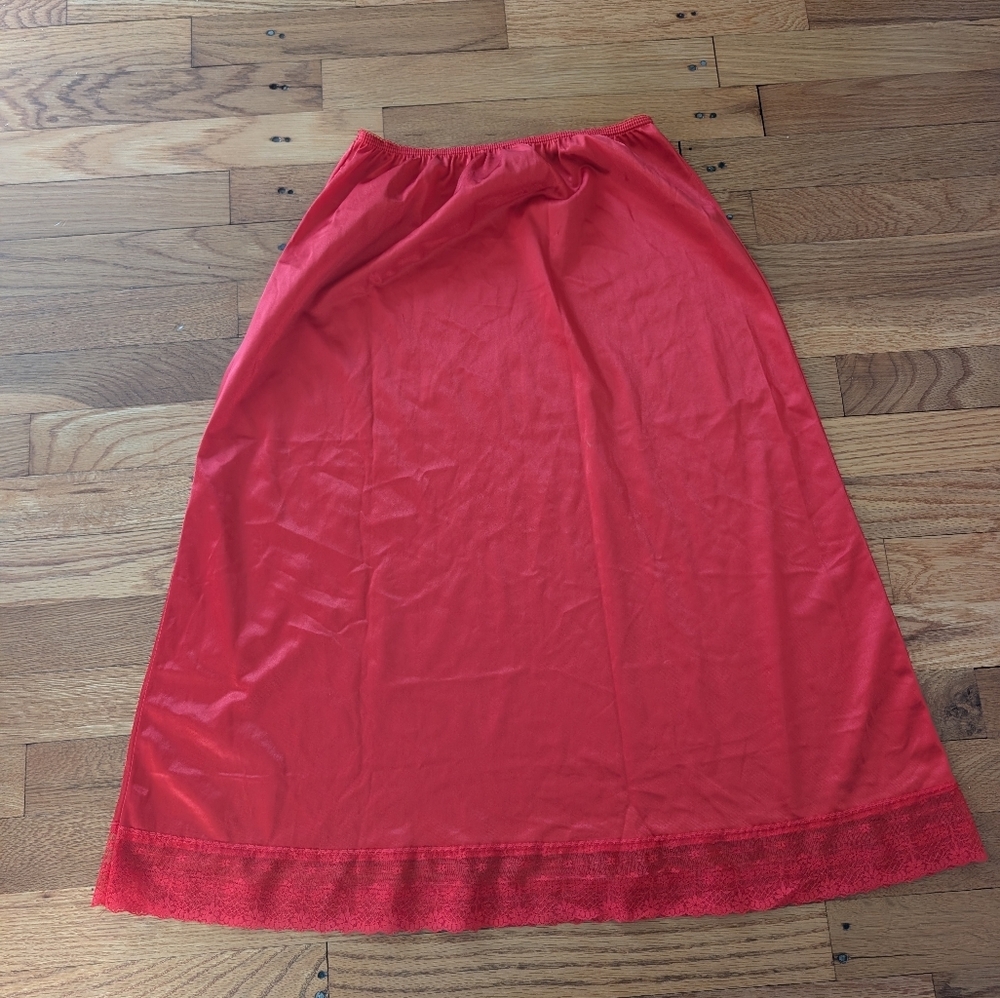 Vintage Ashley Taylor Red Lace Trimmed Slip - Picture 7 of 7